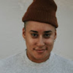 Meet your Posher, Naima